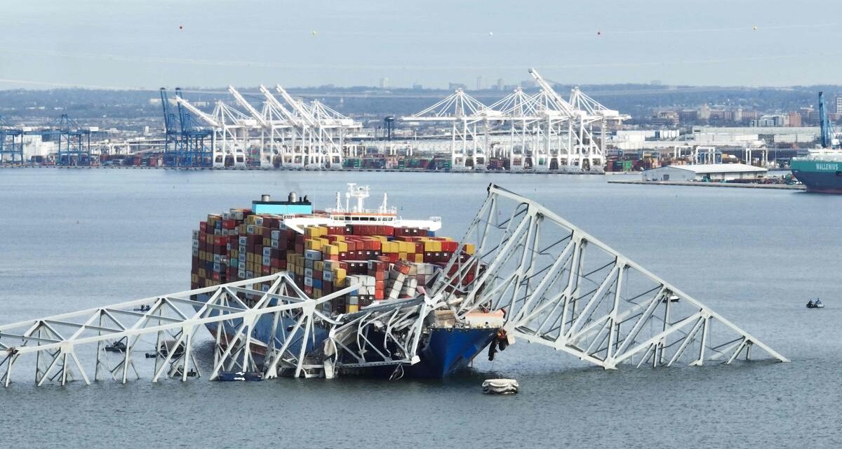 Buque carguero causa colapso del puente Francis Scott Key en Baltimore